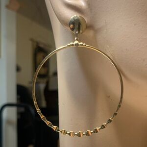 GOLDEN DOOR KNOCKER EARRINGS.